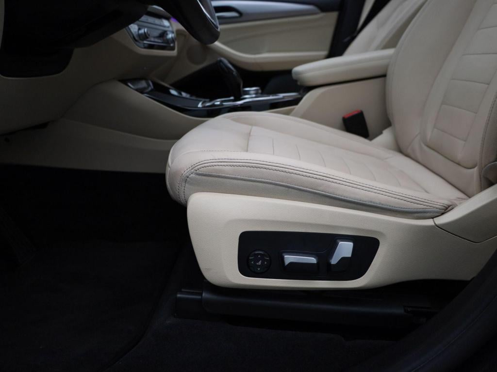 BMW X3 xdrive30e high executive | automaat | panorama dak | climate control