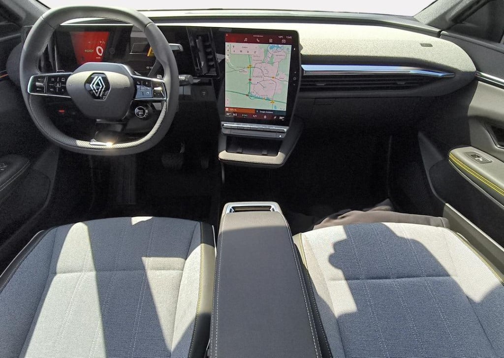 Renault Scenic e-tech ev87 long range techno - pack advanced driving assist