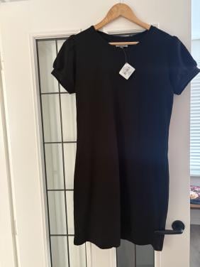Jurkje met een pofmouw maat S/M