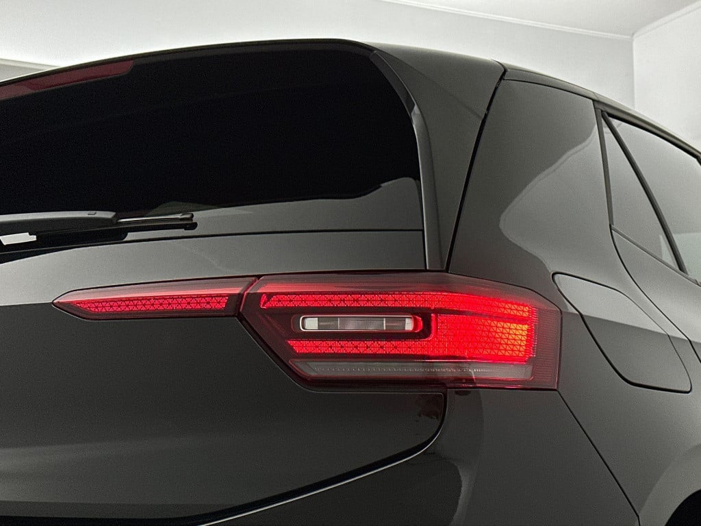 Volkswagen Id.3 pro limited edition 58 kwh accu 150 kw / 204 pk ha