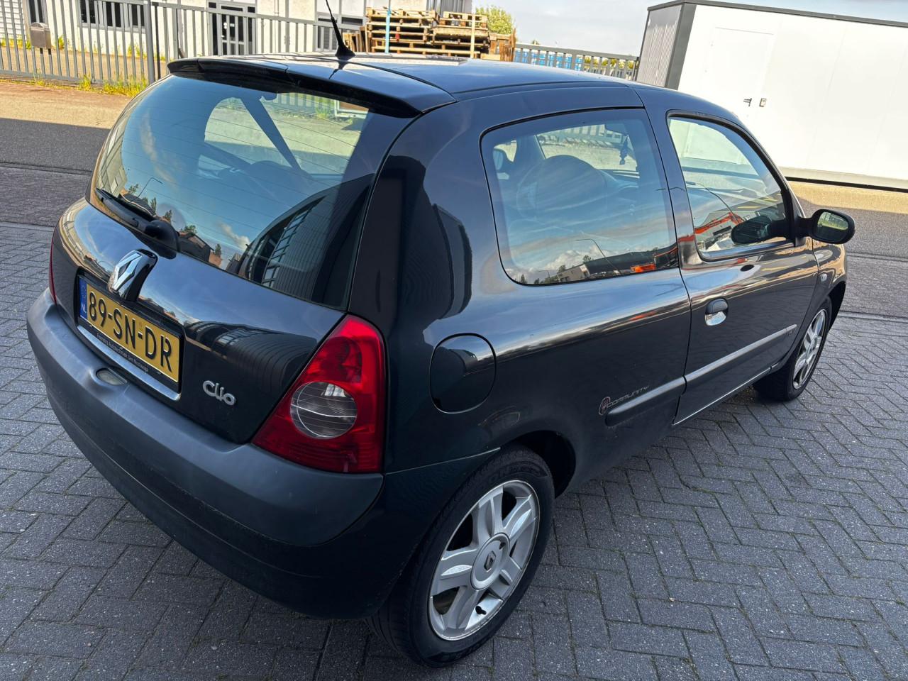 Renault clio 1.2 16v