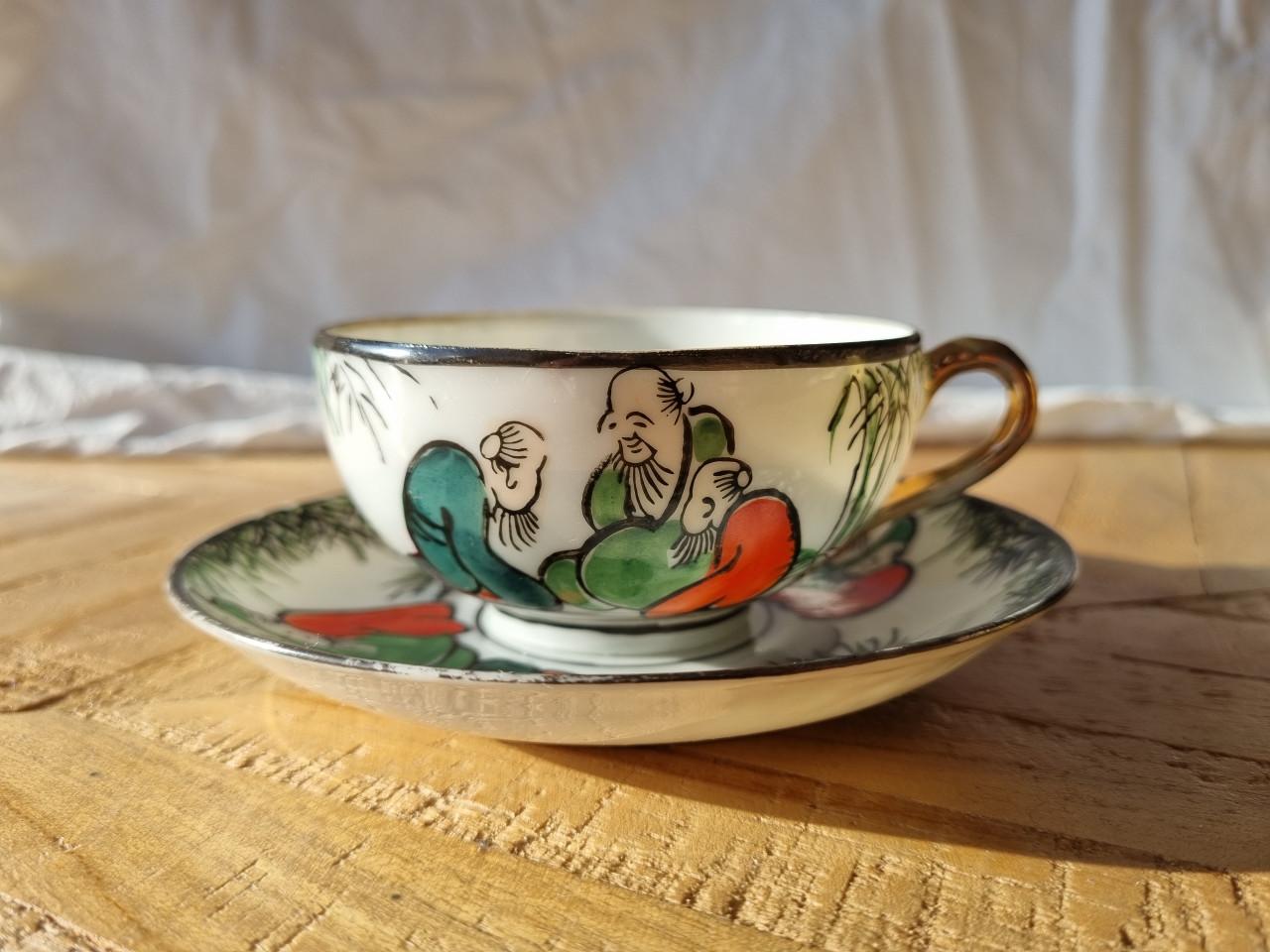 Prachtige Chinese kop-en-schotelset