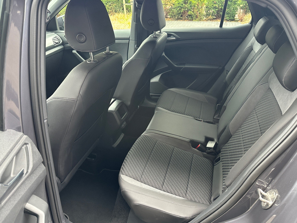 Volkswagen T-cross 1.5 tsi 150pk dsg 2x r-line | camera | virtual cockpit |
