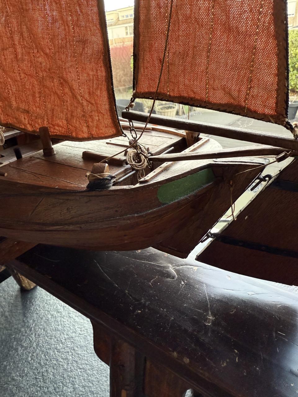 Prachtig handgemaakt vissersschip VLI 27 (Hoogaars)