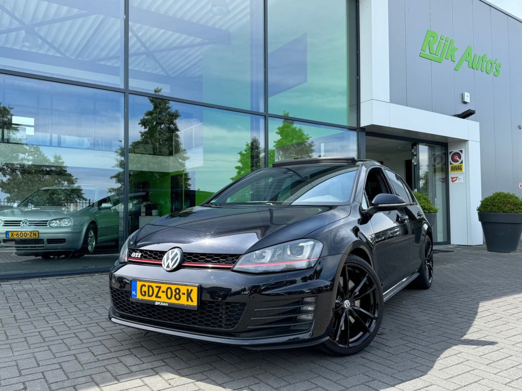 Volkswagen Golf 2.0 tsi gti performance * panoramadak * leer * xenon * navi