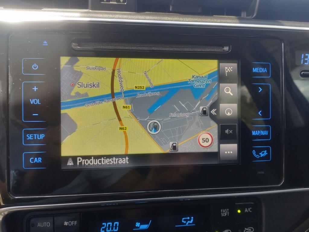 Toyota Auris touring sports 1.8 hybrid | automaat