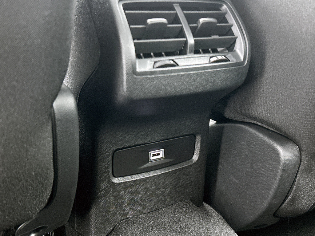 Citroen C4 hybrid 145pk automaat business private lease € 489,- pm - 48mnd 