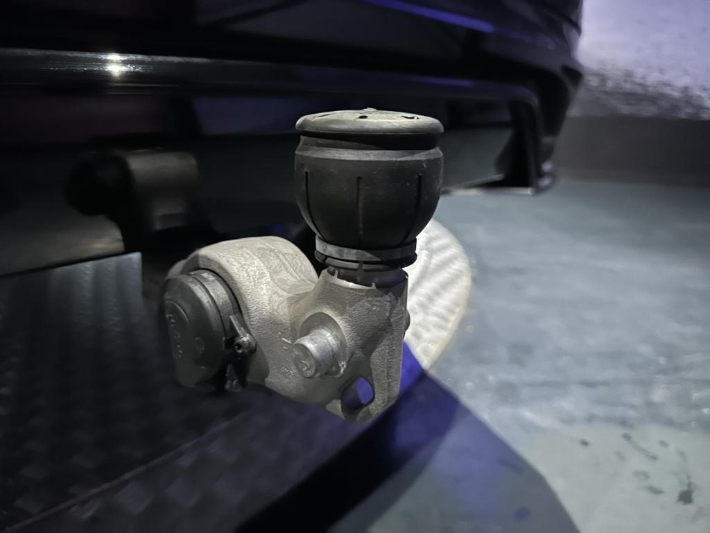 Volvo XC60 2.0 t8 plug-in hybrid awd plus black edition *c-four*b&w*winterp