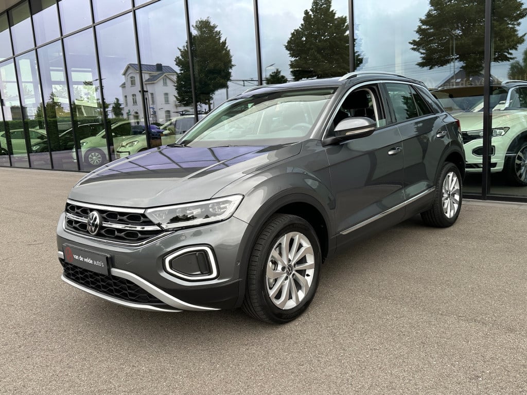 Volkswagen T-roc 1.5 tsi 150pk dsg style carplay | camera | keyless | elek.