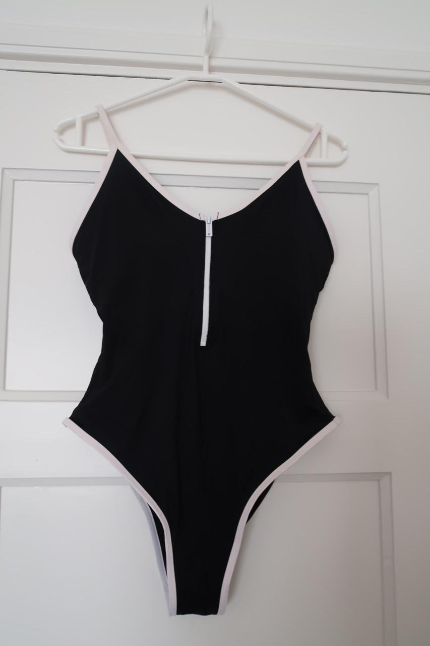 2 Super leuke badpakken, klein maatje M, zo goed als nieuw €5,00 per badpak