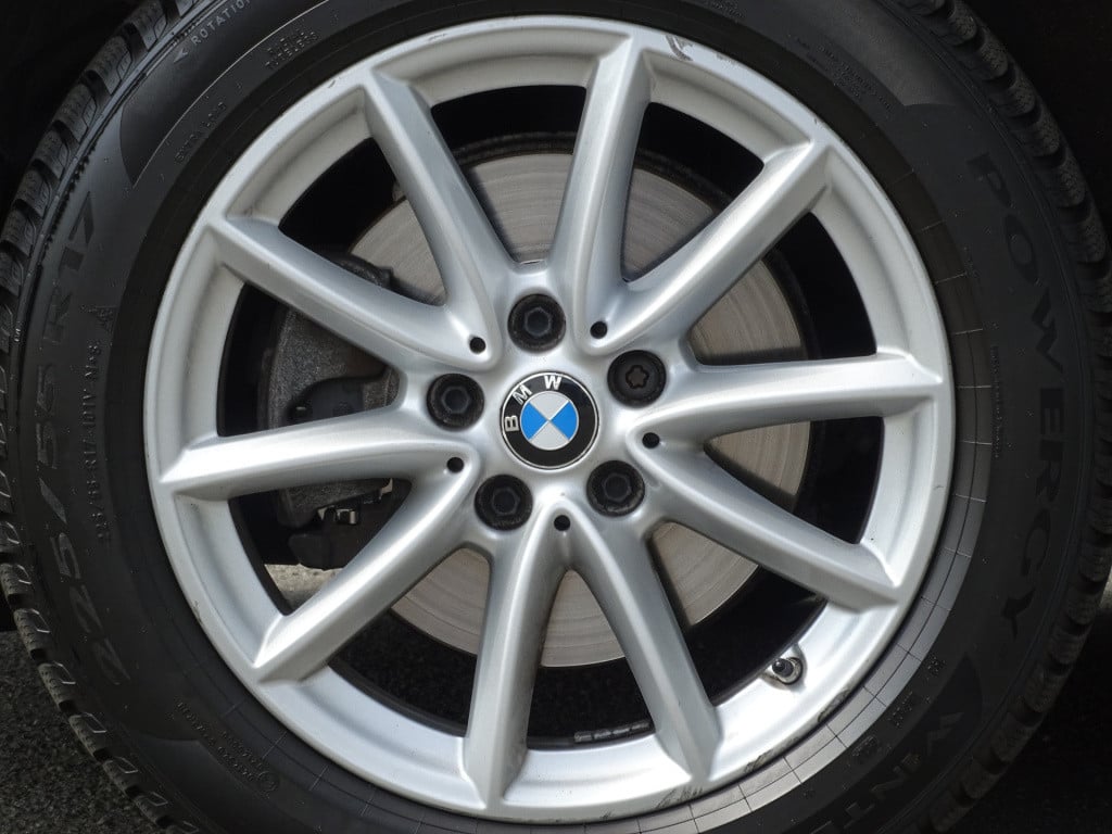 BMW X1 sdrive18i executive automaat | apple carplay | | el. koffer | 17"