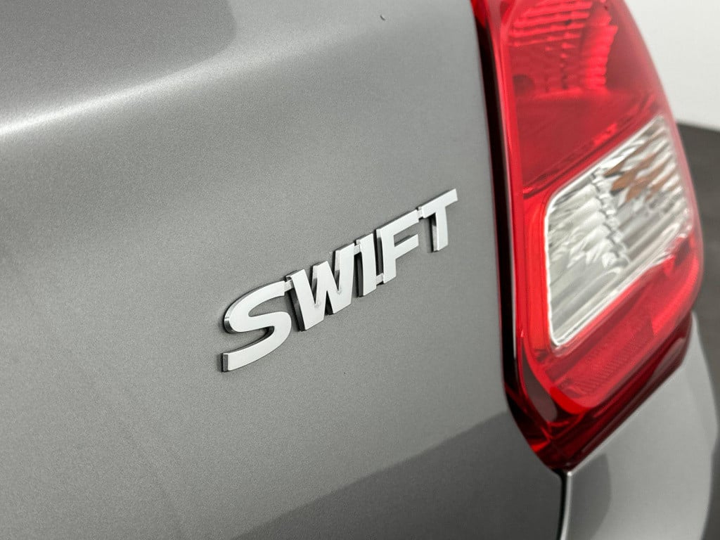 Suzuki Swift 1.2 select | stoelverwarming | navigatie | bluetooth | airco |