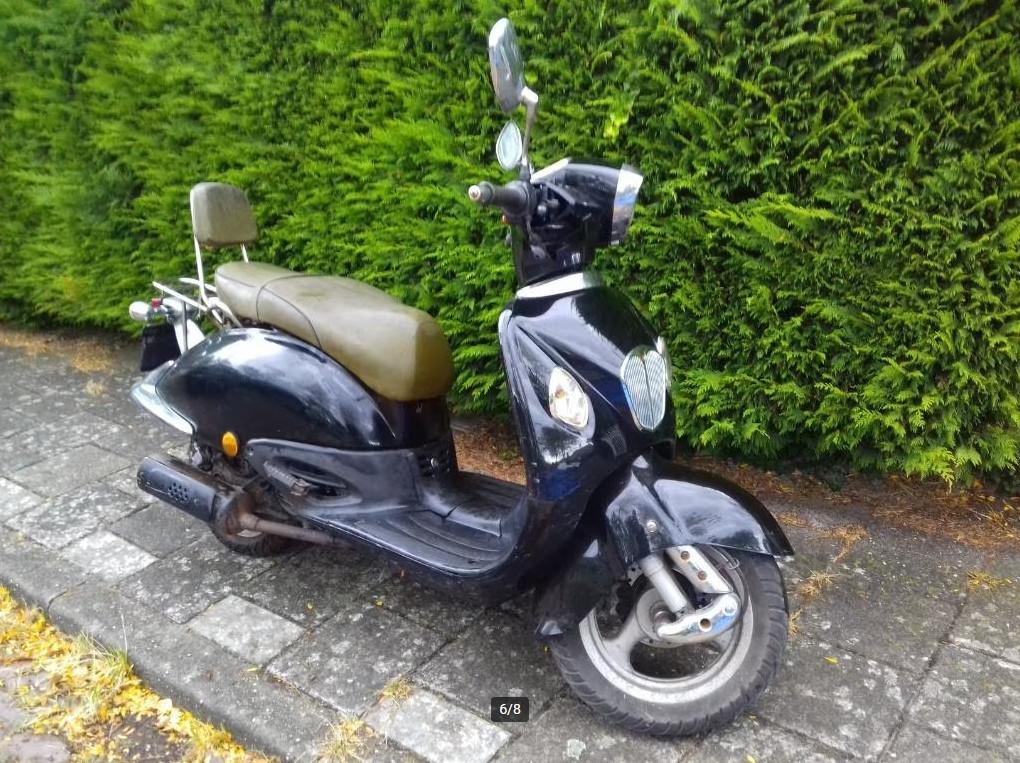 ZNEN retro scooter 2008 50cc blauw kenteken snorfiets. Opknapper.