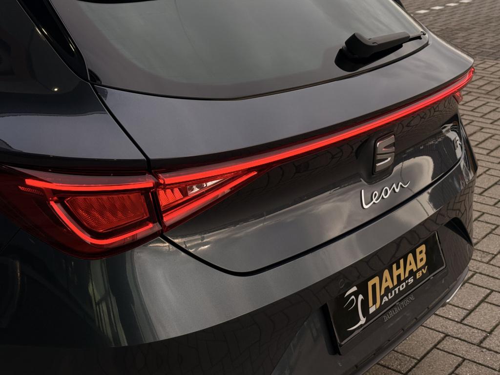 Seat Leon 1.5 etsi fr | acc | park assist | interieurverlichting | stoel/st