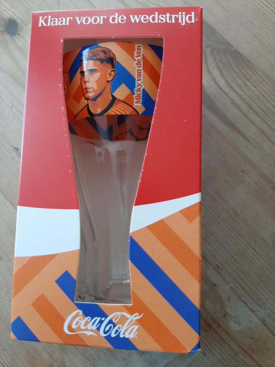 3 NIEUWE COCACOLA , KNVB GLAZEN - FRENKIE DE JONG - MICKY V D VEN