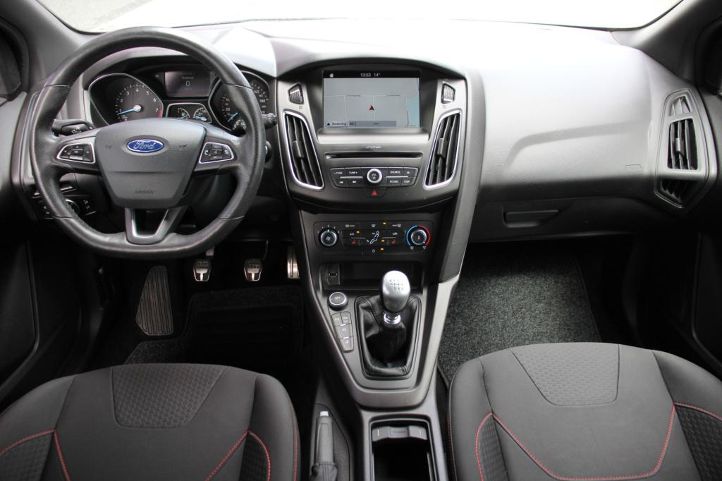 Ford Focus wagon 1.5 st-line
