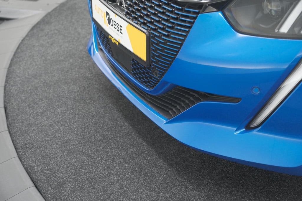 Peugeot 208 ev gt pack 50 kwh | camera | adapieve cruise control | stoelver