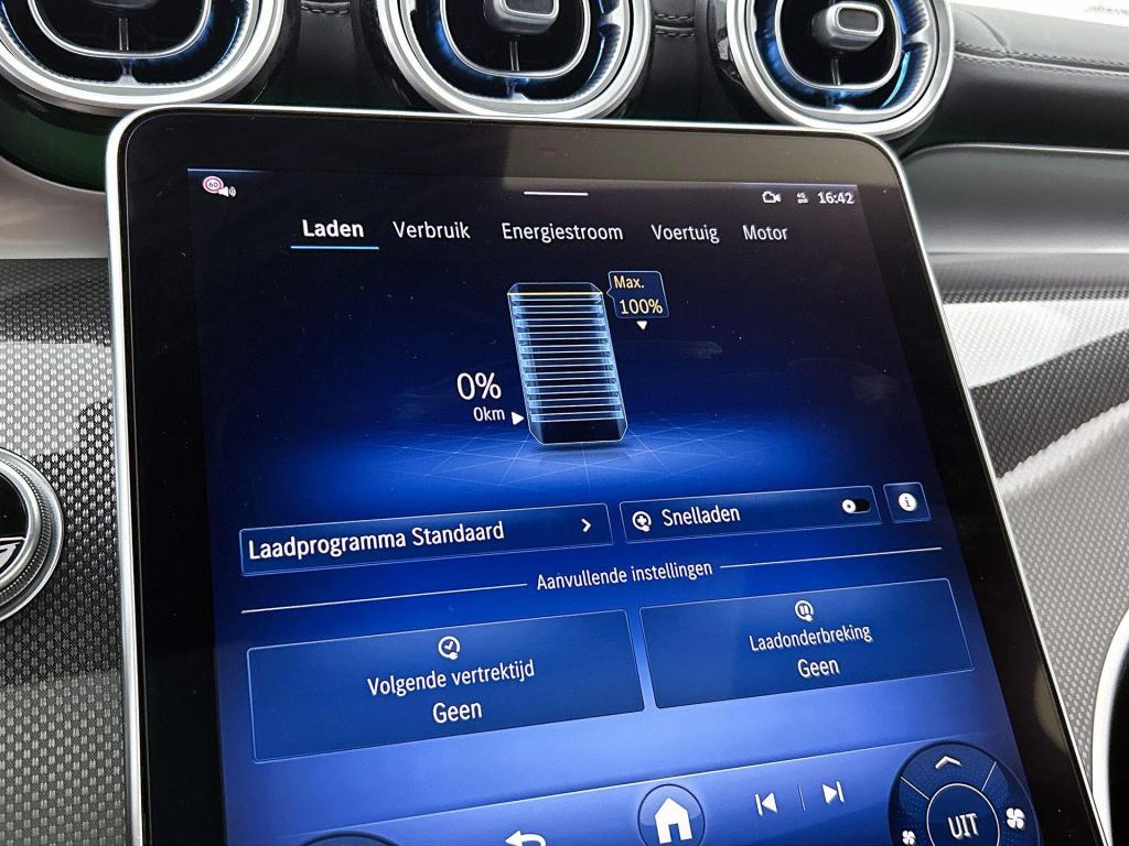 Mercedes-Benz Glc 300e 4matic amg line | automaat | panorama dak | matrix l