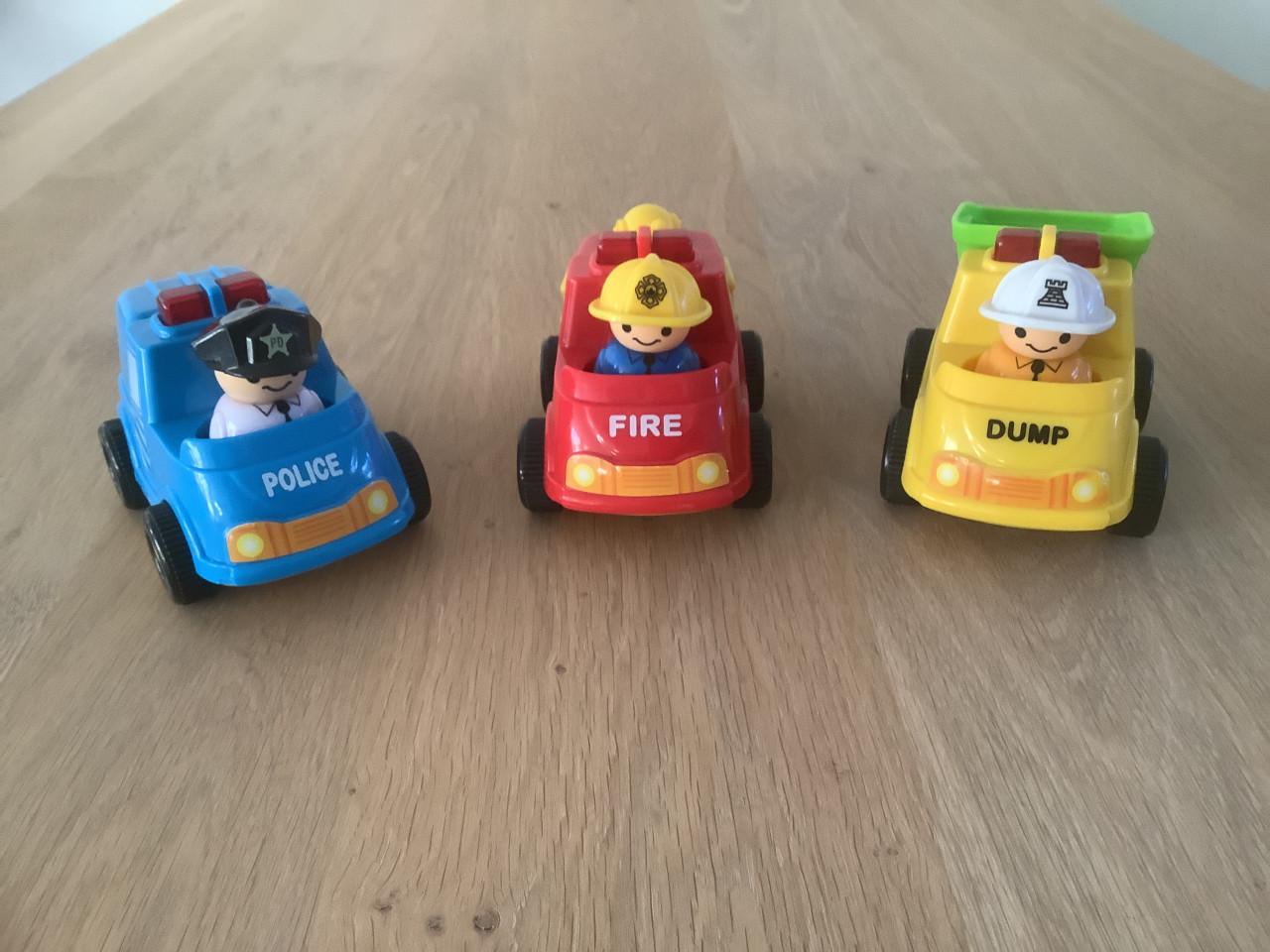 Drie Auto’s - Brandweer, Politie en Dump - met licht en geluid