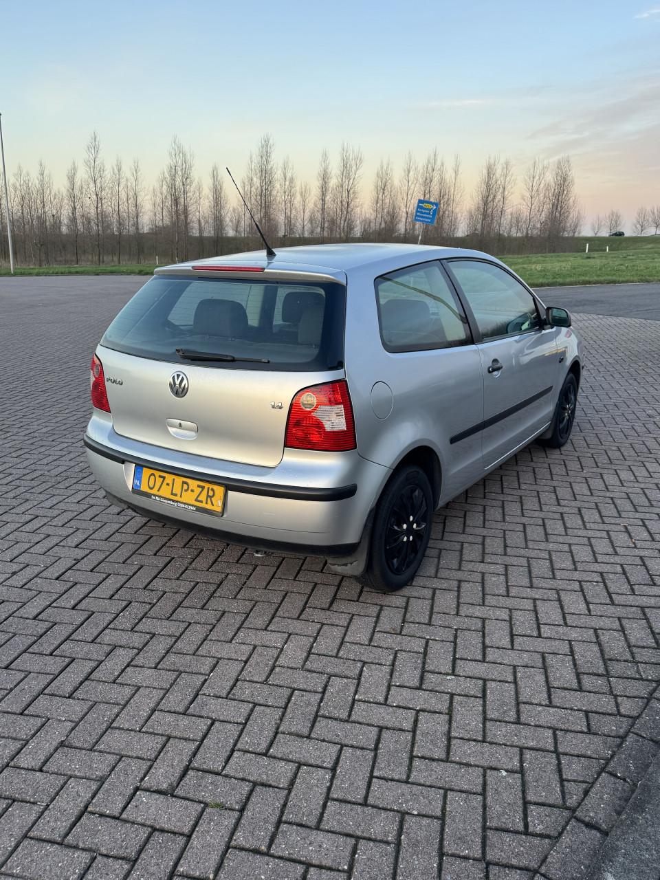 Volkswagen polo 2003