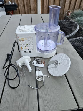 Werkende complete Vintage Braun Multipractic keukenmachine Type 4259 UK100