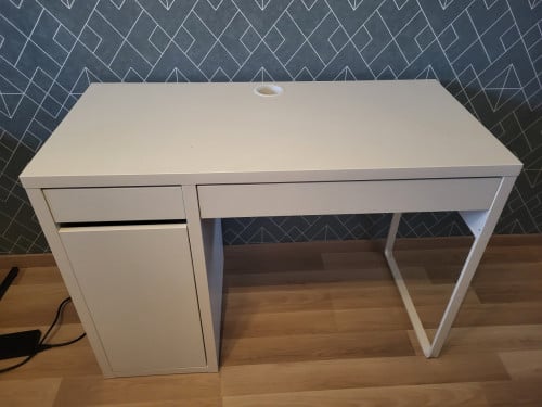 Wit kinderbureau – gebruikt