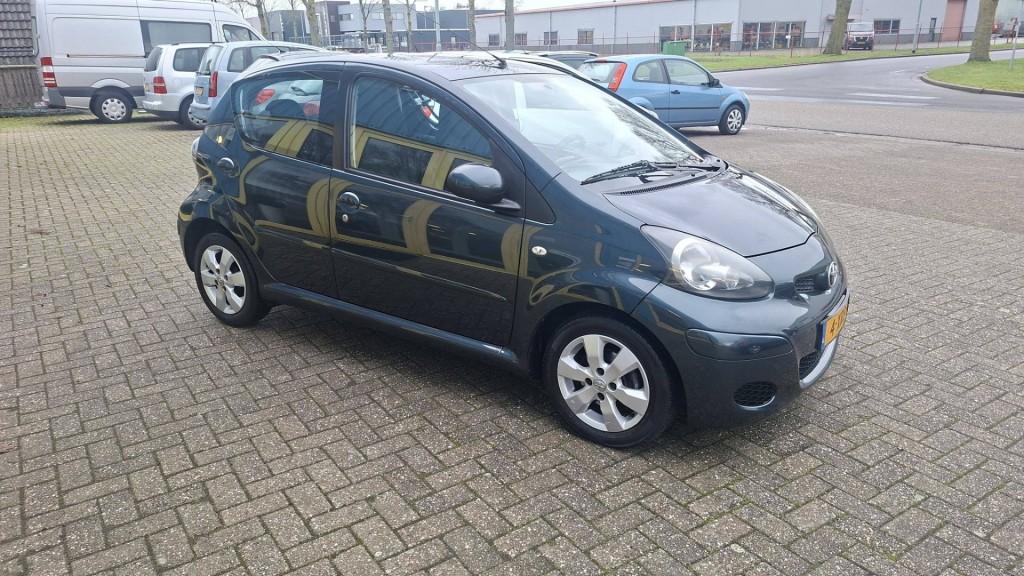 Toyota Aygo 1.0 12v now