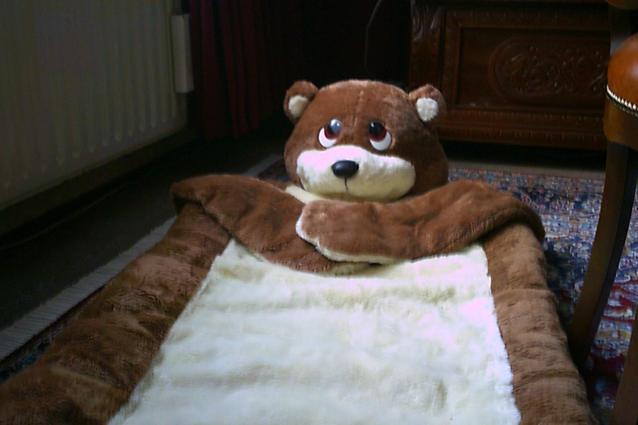 REUZE knuffel, speel-en slaapzak ... gigantisch leuk.