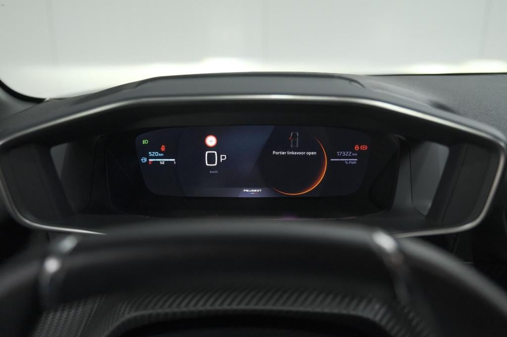 Peugeot 208 1.2 hybrid 145 e-dcs6 gt | alcantara pakket | camera | apple ca