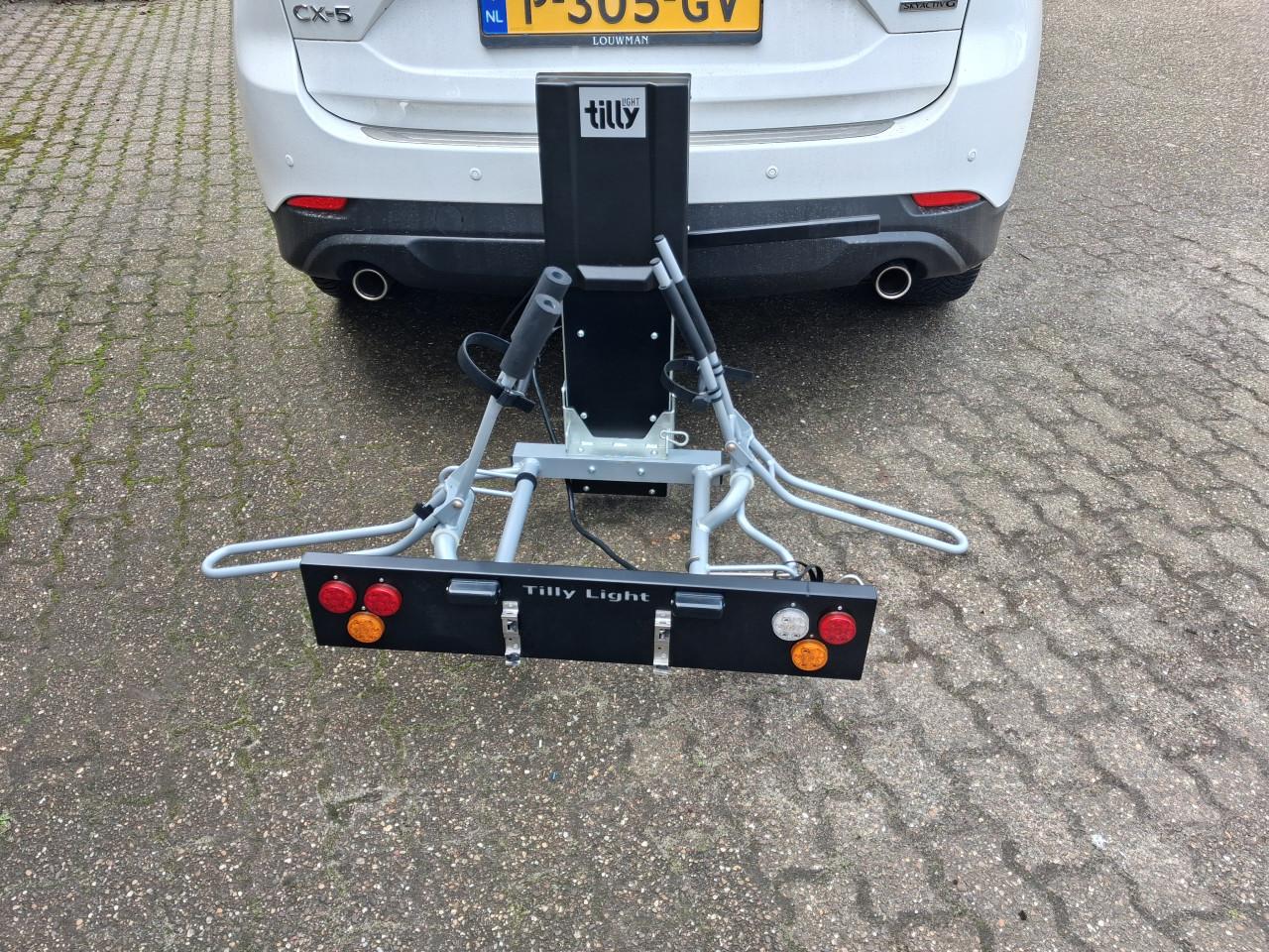 TILLY LIGHT FIETSDRAGER MET LIFT