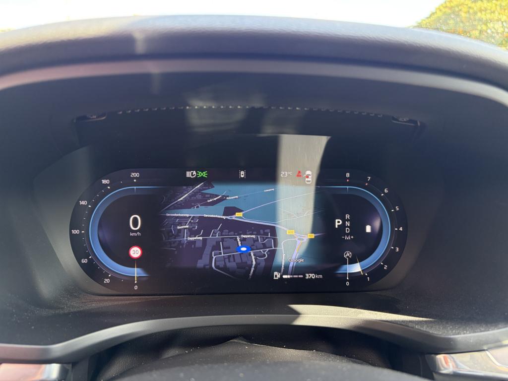 Volvo V60 2.0 b3 essential edition | trekhaak | winterpack