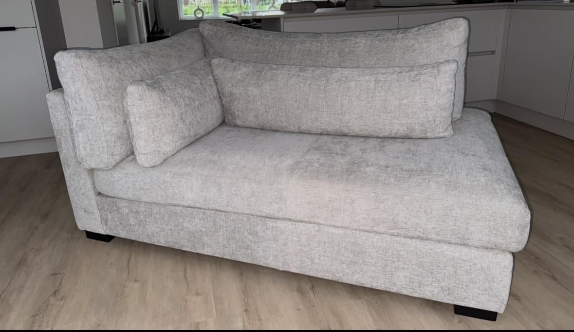 Zeer nette loungebank – ca. 185 x 107 cm