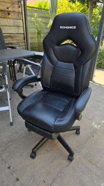 2x bureaustoelen (vrijwel nieuw)