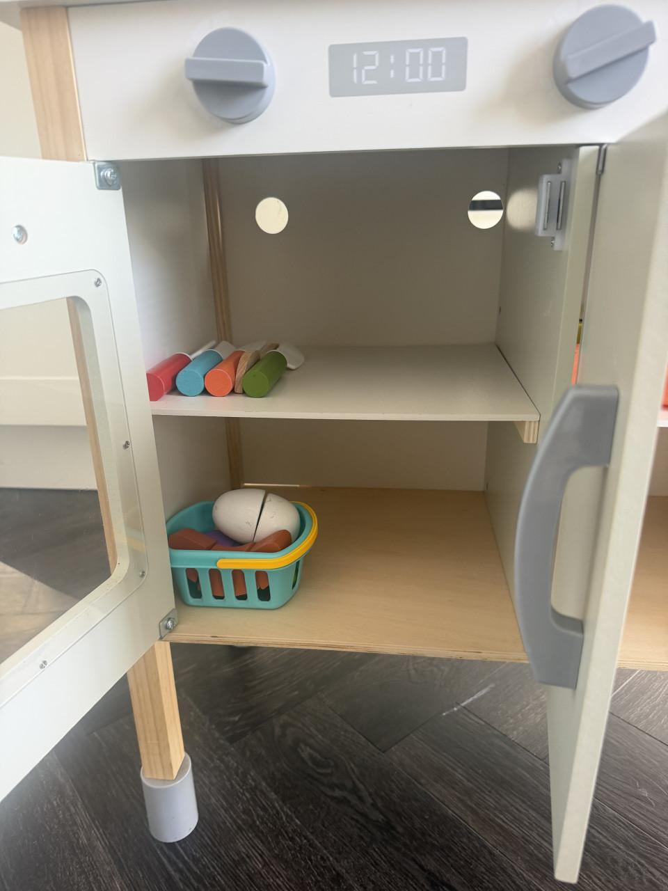 Kinder keukentje met toebehoren