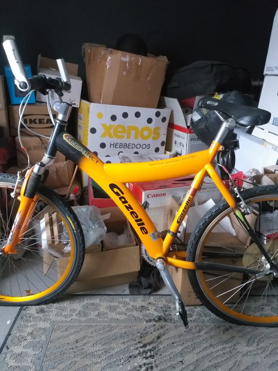 ORANJE GAZELLE MOUNTAIN FIETS VOLWASSEN AFHALEN IN AXEL.