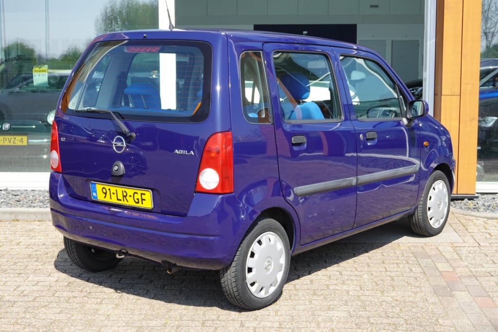 Opel Agila 1.2-16v comfort