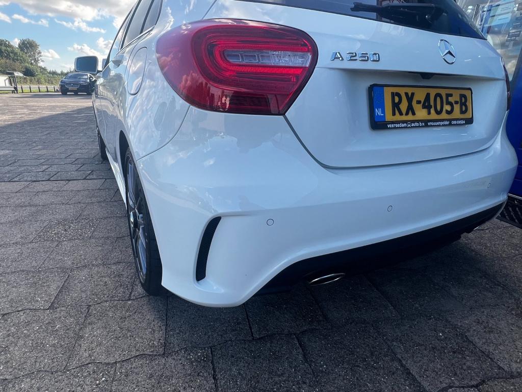 Mercedes-Benz A-Klasse 250 amg prestige, leer, panodak, trekhaak enz...