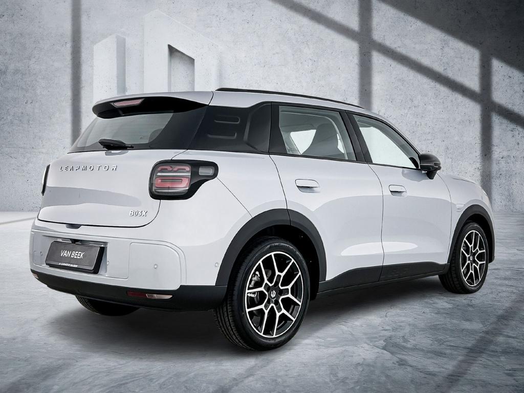 Leapmotor B03x promax design 53 kwh  voorraad | galaxy silver | 382 km wltp