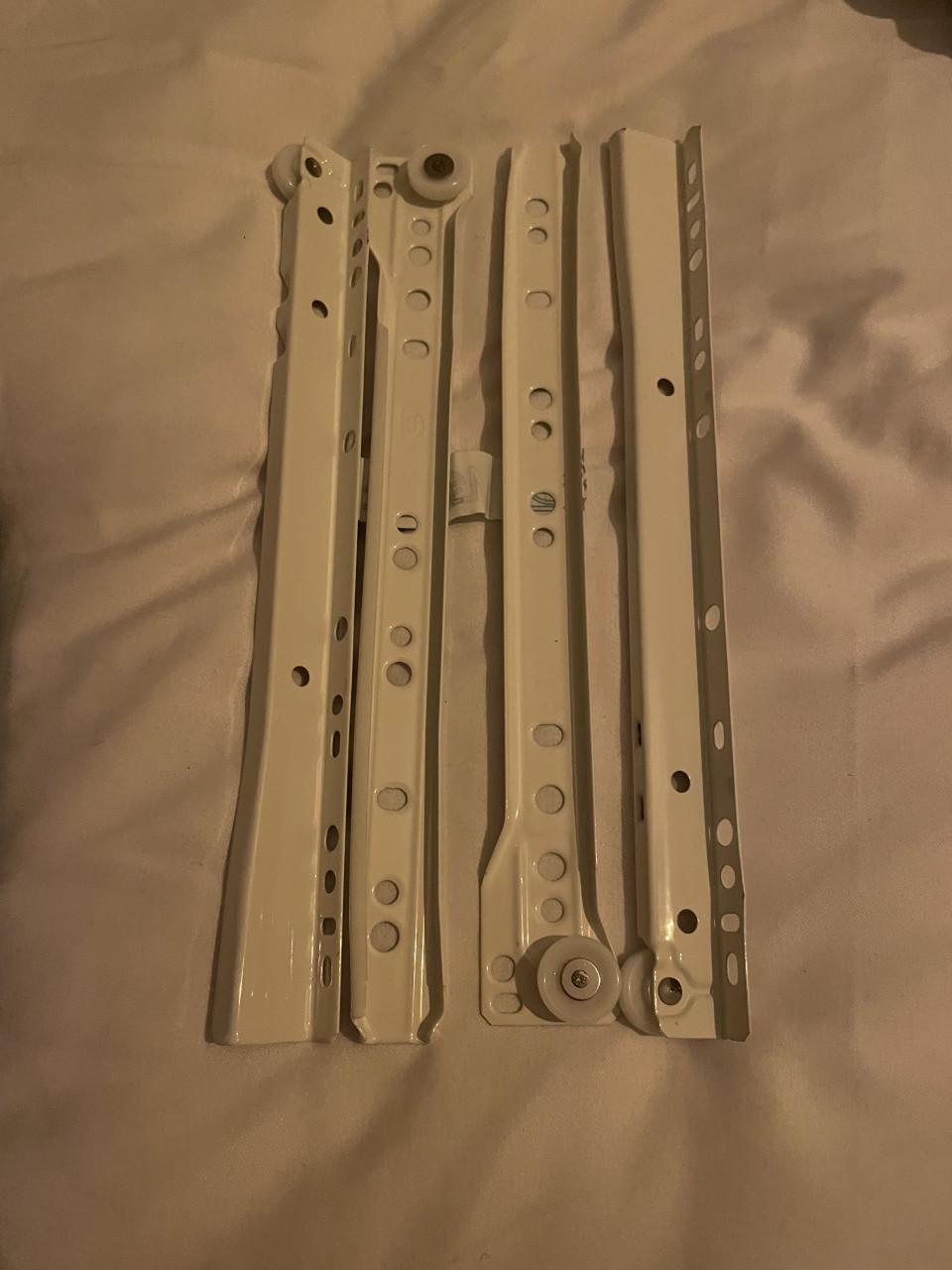 2 nieuwe laden geleiders