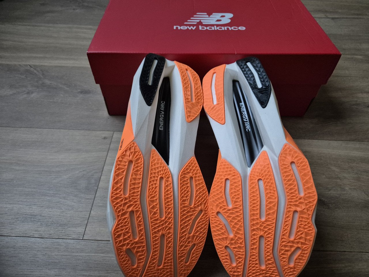 New Balance SC Elite V4 hardloopschoenen maat 44