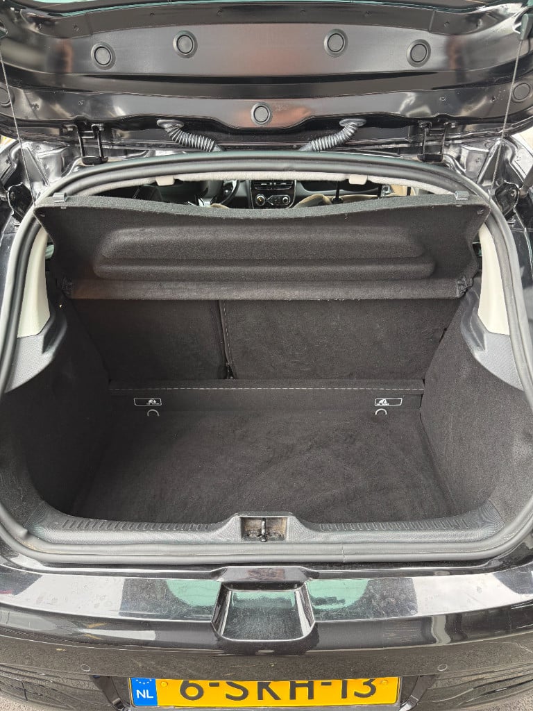 Renault Clio 0.9 - sportief - full option!