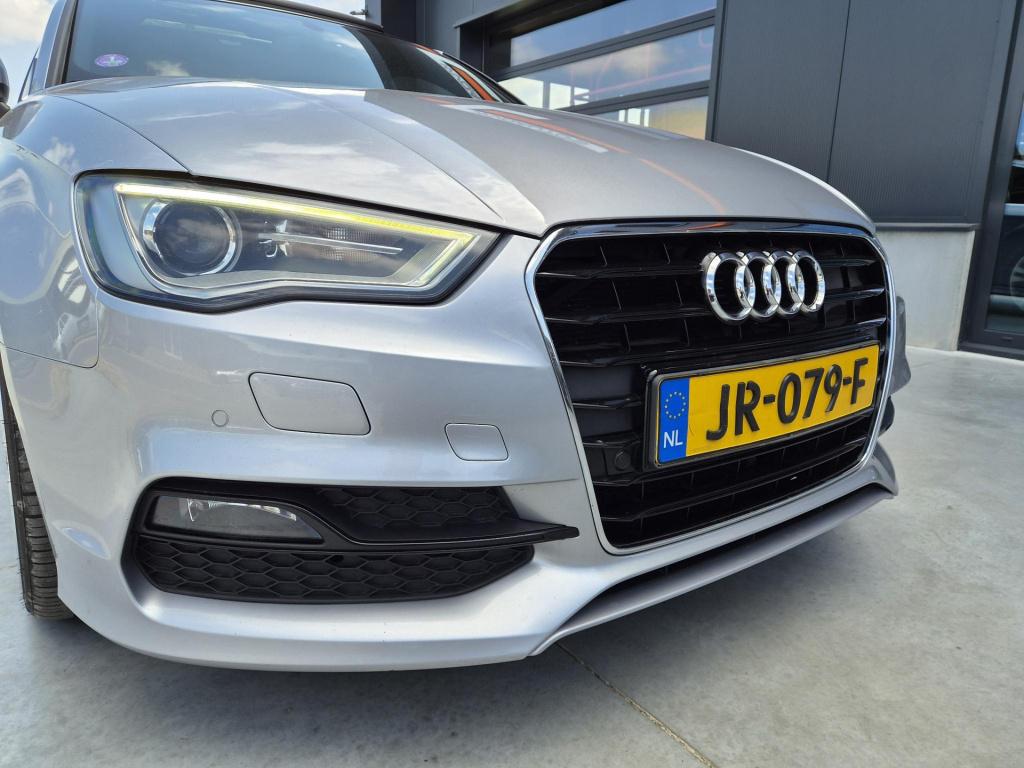 Audi A3 limousine 1.4 tfsi cod ambition pro line s