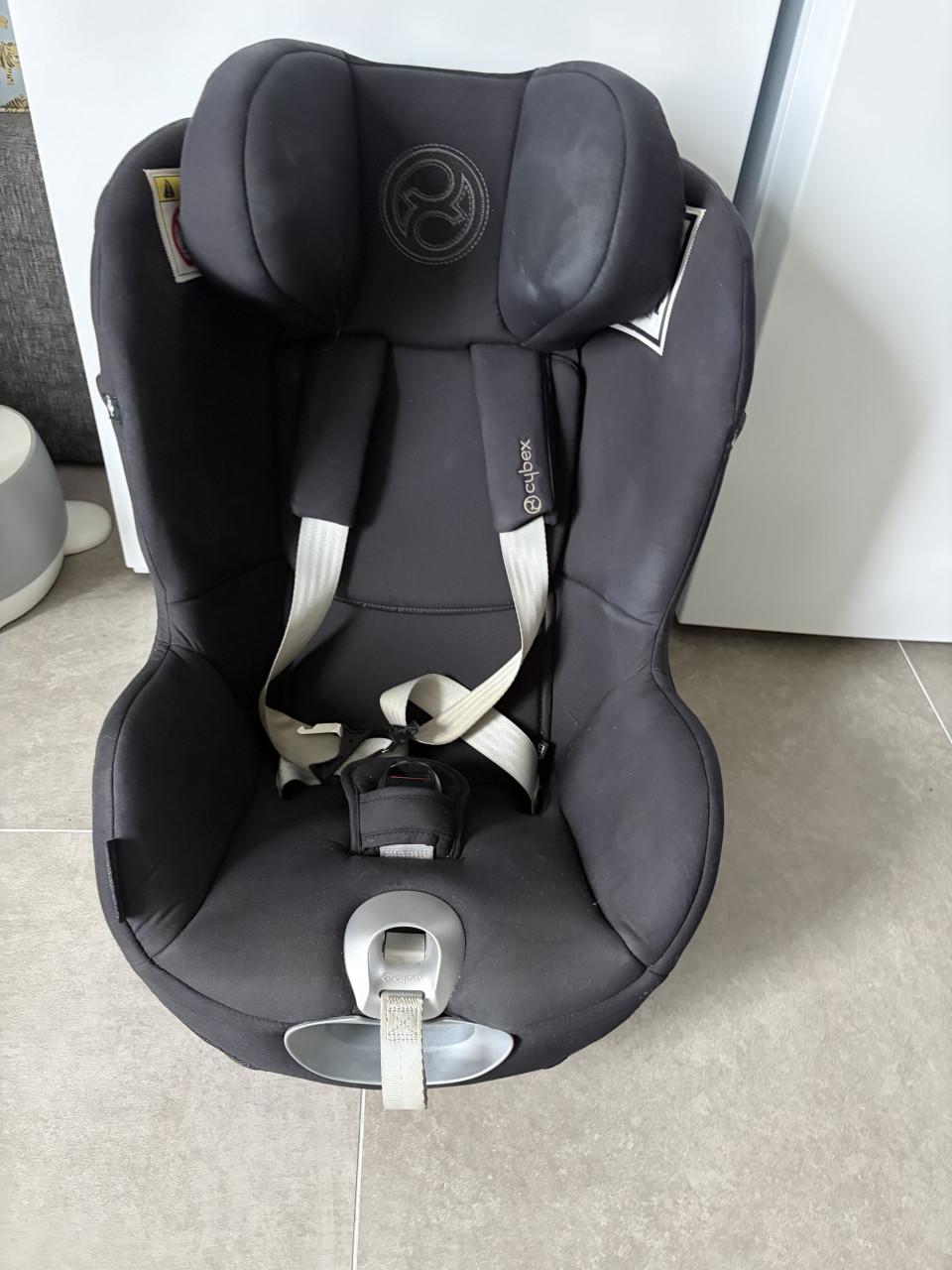 Cybex draaibaar kinderautostoeltje inclusief ISOFIX-base – zwart