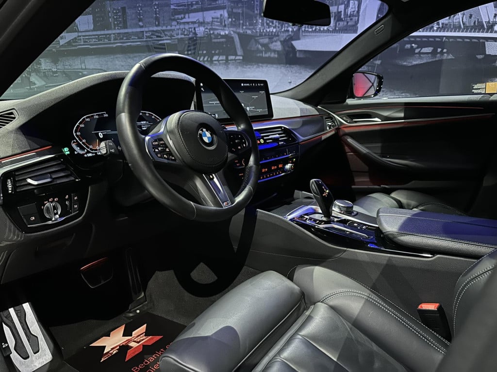 BMW 5 Serie touring 520i high executive m-pakket *camera*leer*