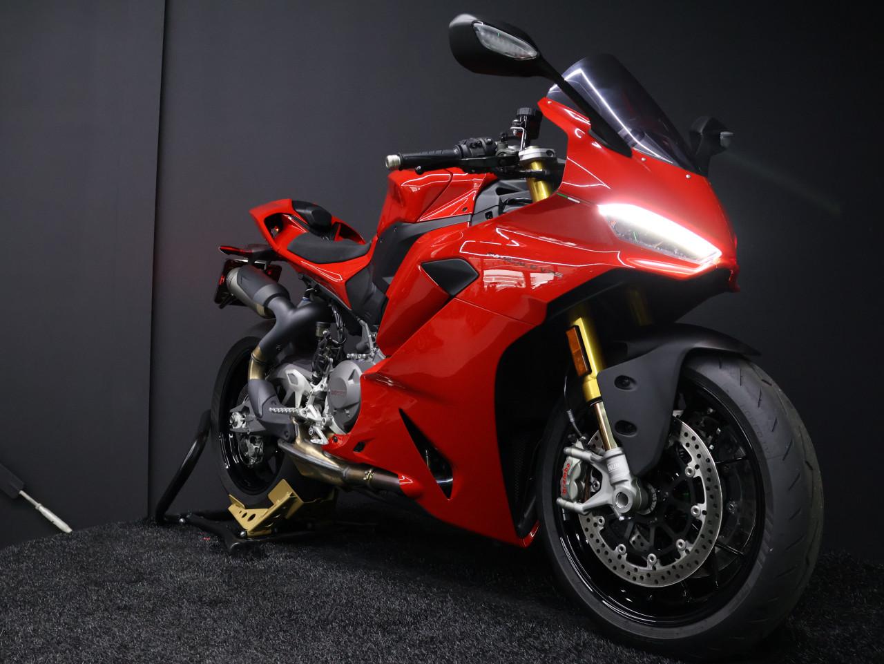 Ducati Panigale V2 S - BTW MOTOR