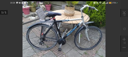 Gaint mountainbike èn racefiets