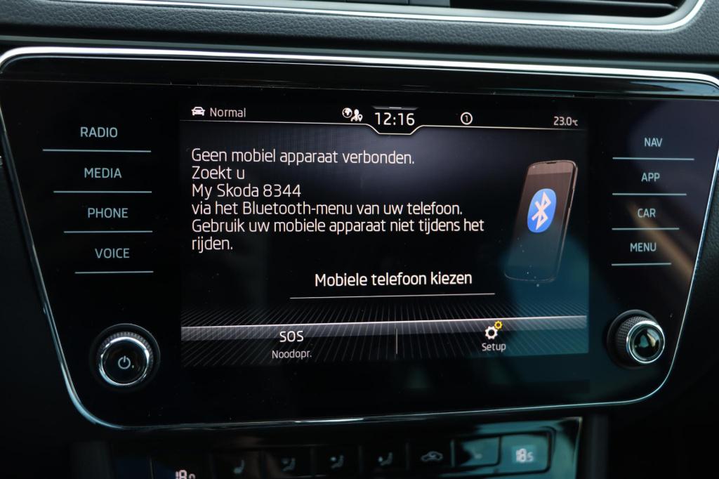 Skoda Superb combi 1.4 tsi iv laurin & klement 218pk dsg6 | soh 96,9% |