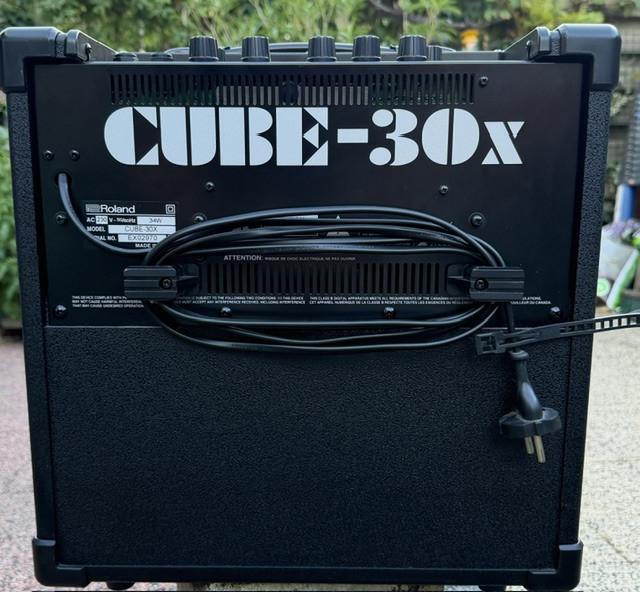 Roland CUBE-30X als nieuw