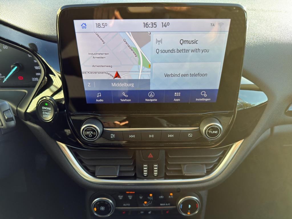 Ford Fiesta 1.0 ecoboost titanium | camera | parksensors | stoel/stuurverwa
