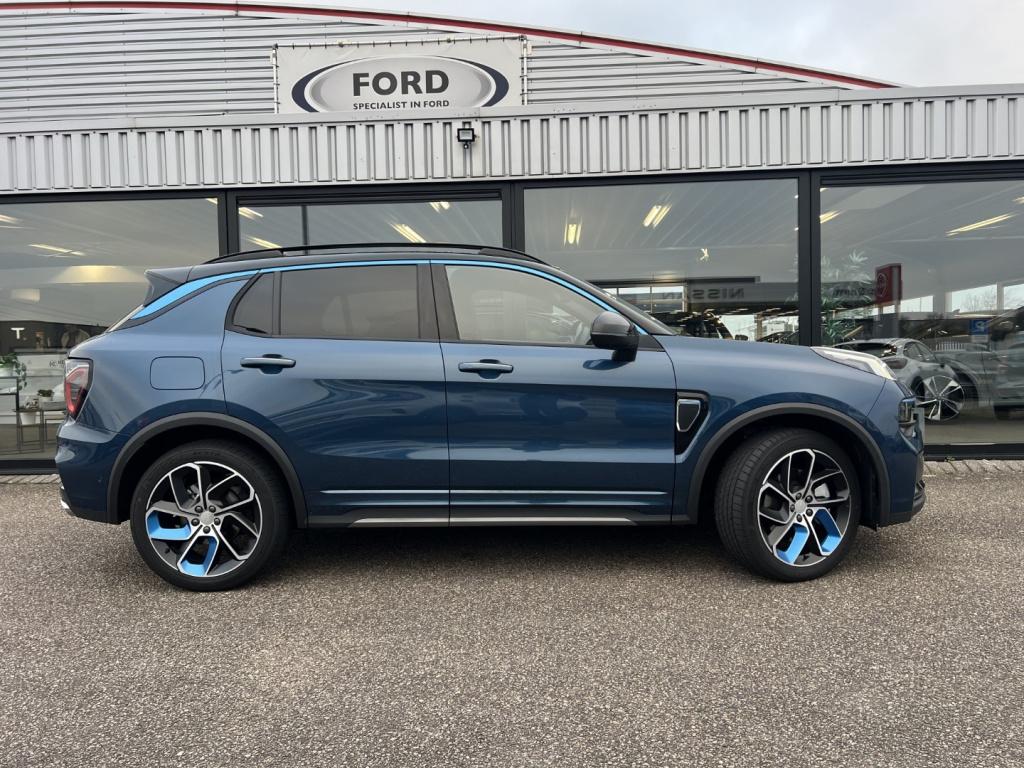 Lynk & Co 01 1.5 261pk phev 7dcth plug in hybrid , pano dak , 360gr camera 